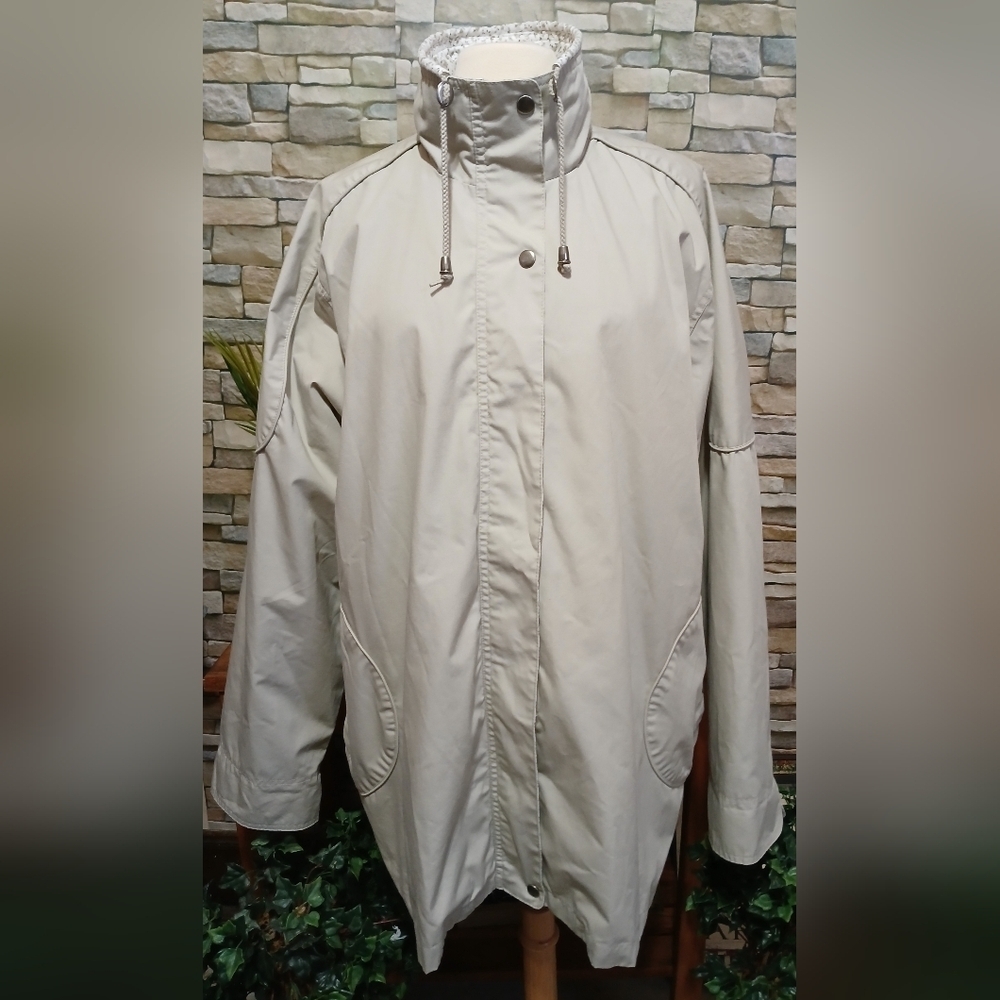 Blair Beige Windbreaker Jacket w/Floral Print 2X‎ Cottagecore